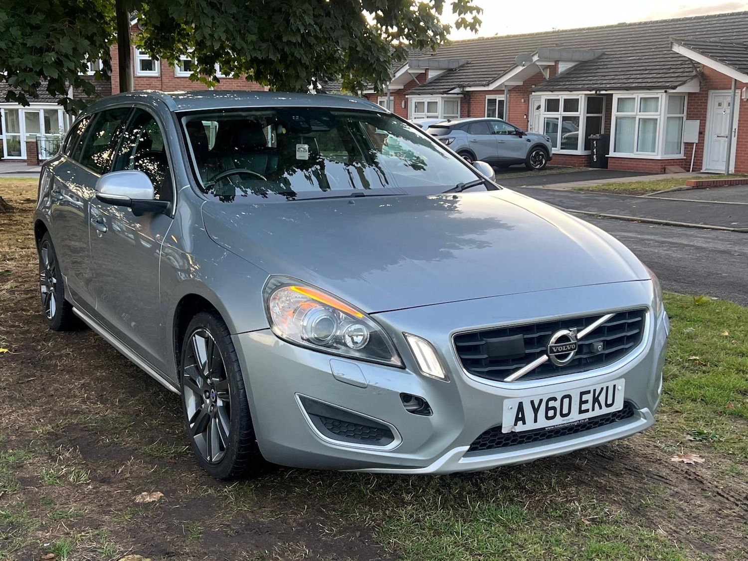 Used Volvo V60 2010 for sale - 76167586: Photo 5