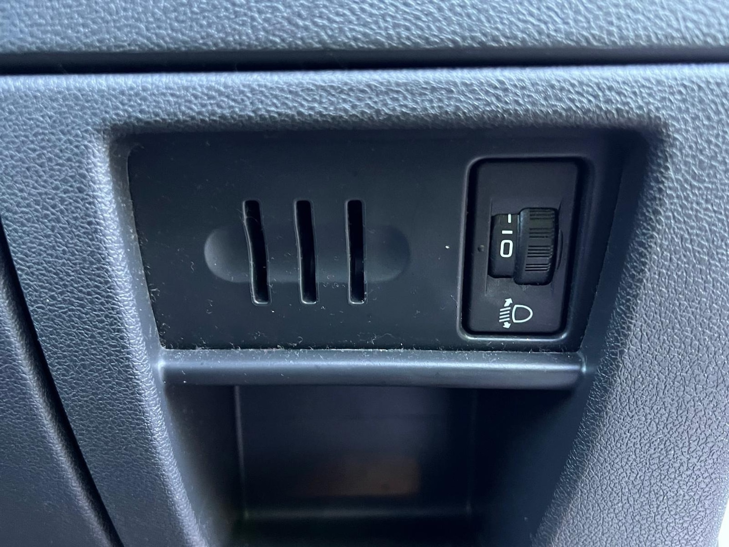 Used Peugeot 3008 2015 for sale - 76772310: Photo 28