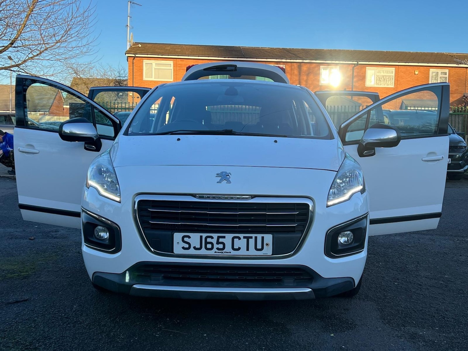 Used Peugeot 3008 2015 for sale - 76772310: Photo 37