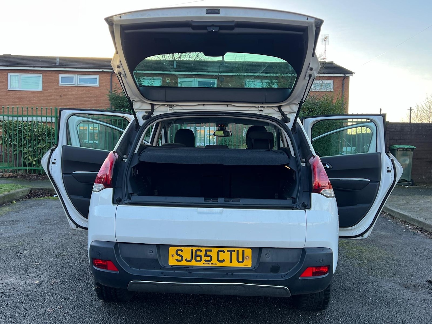 Used Peugeot 3008 2015 for sale - 76772310: Photo 47