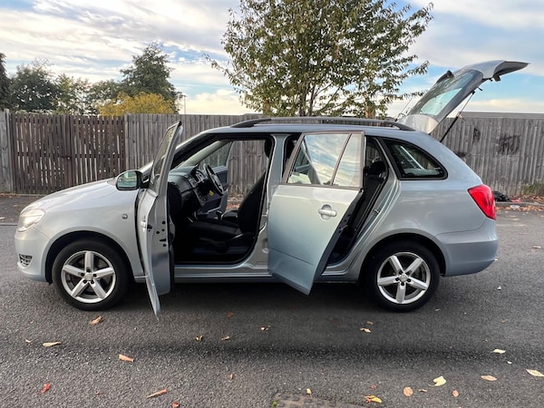Used Skoda Fabia 2011 for sale - 76240306: Photo 31
