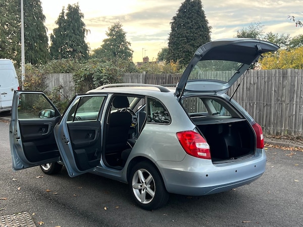Used Skoda Fabia 2011 for sale - 76240306: Photo 33