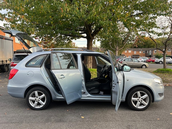 Used Skoda Fabia 2011 for sale - 76240306: Photo 35