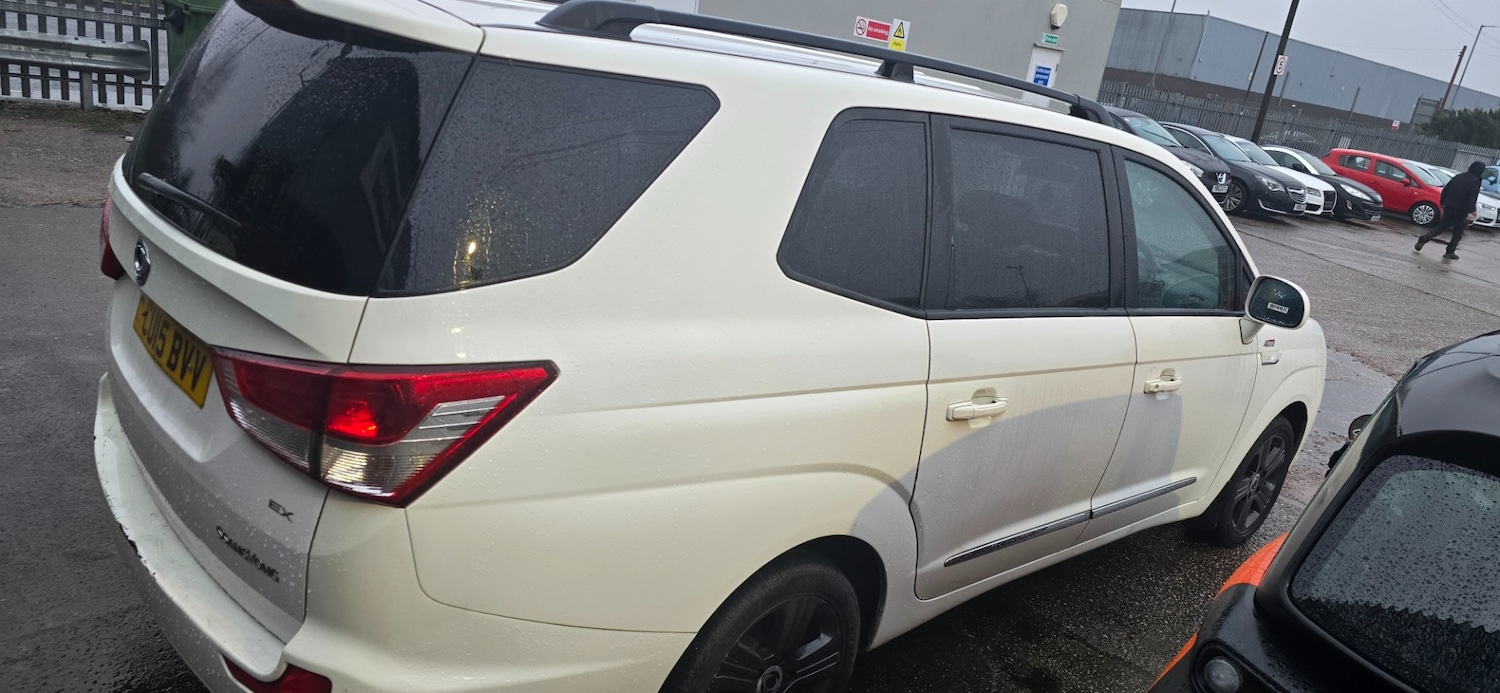 Used Ssangyong Turismo 2015 for sale - 77551524: Photo 12