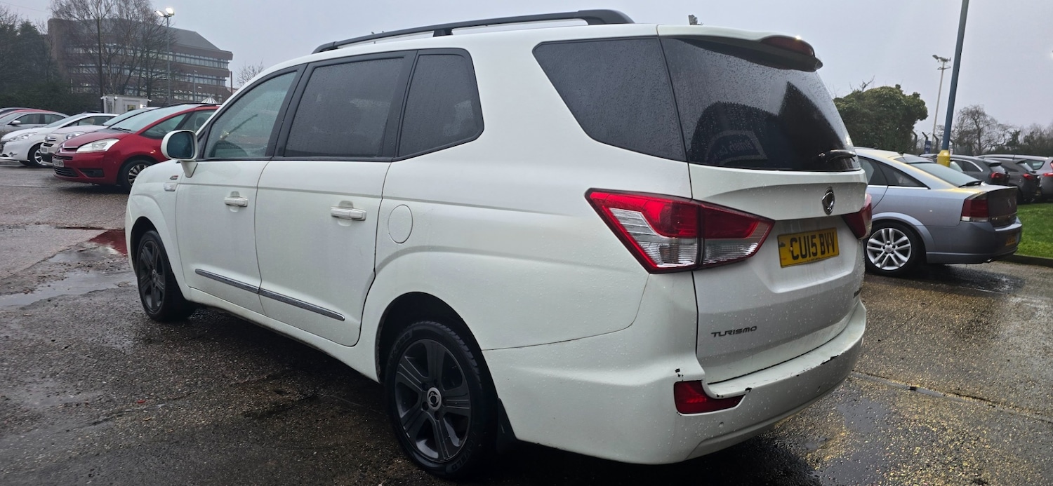 Used Ssangyong Turismo 2015 for sale - 77551524: Photo 13