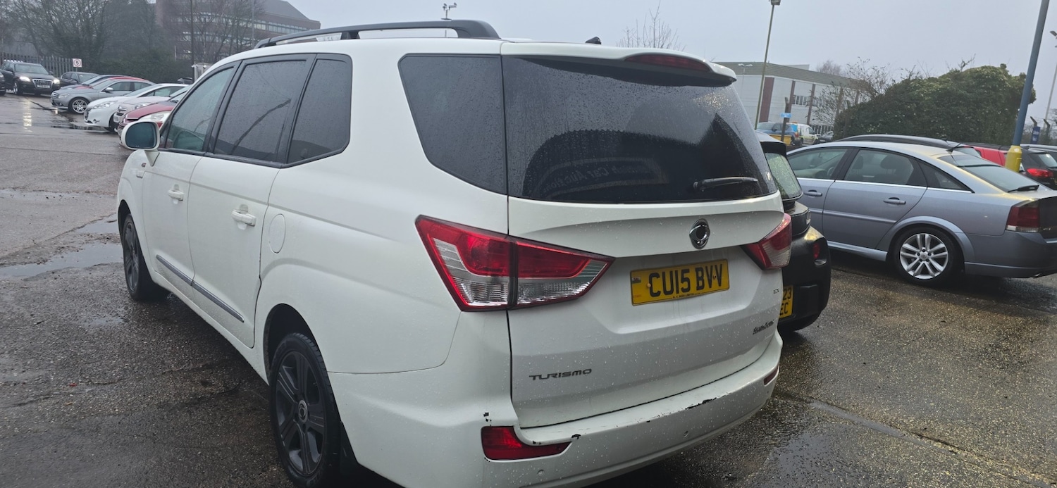 Used Ssangyong Turismo 2015 for sale - 77551524: Photo 14