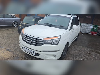 2015 (15) - 2.0 EX 5dr Tip Auto 4WD