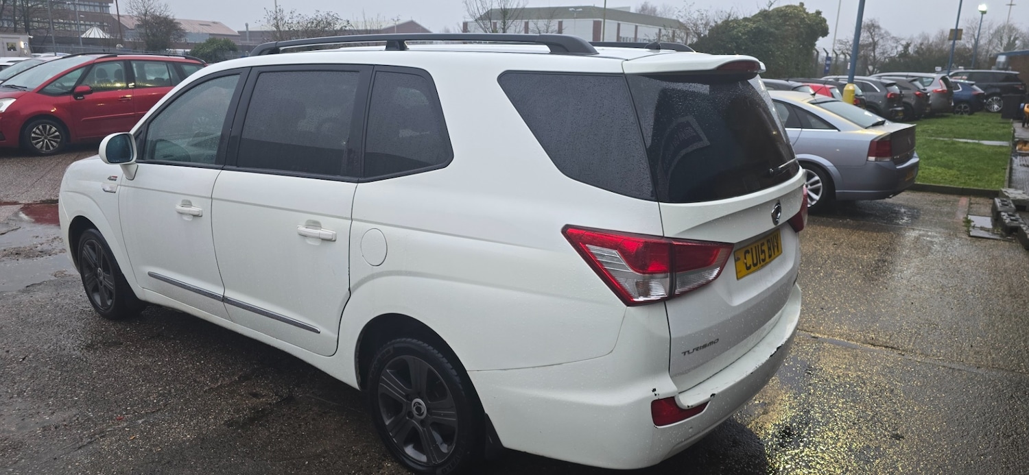 Used Ssangyong Turismo 2015 for sale - 77551524: Photo 8