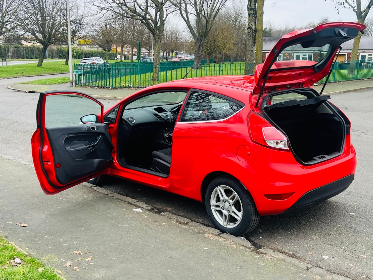 Used Ford Fiesta 2014 for sale - 77551525: Photo 24