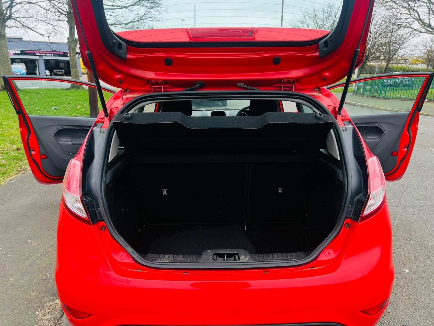 Used Ford Fiesta 2014 for sale - 77551525: Photo 30