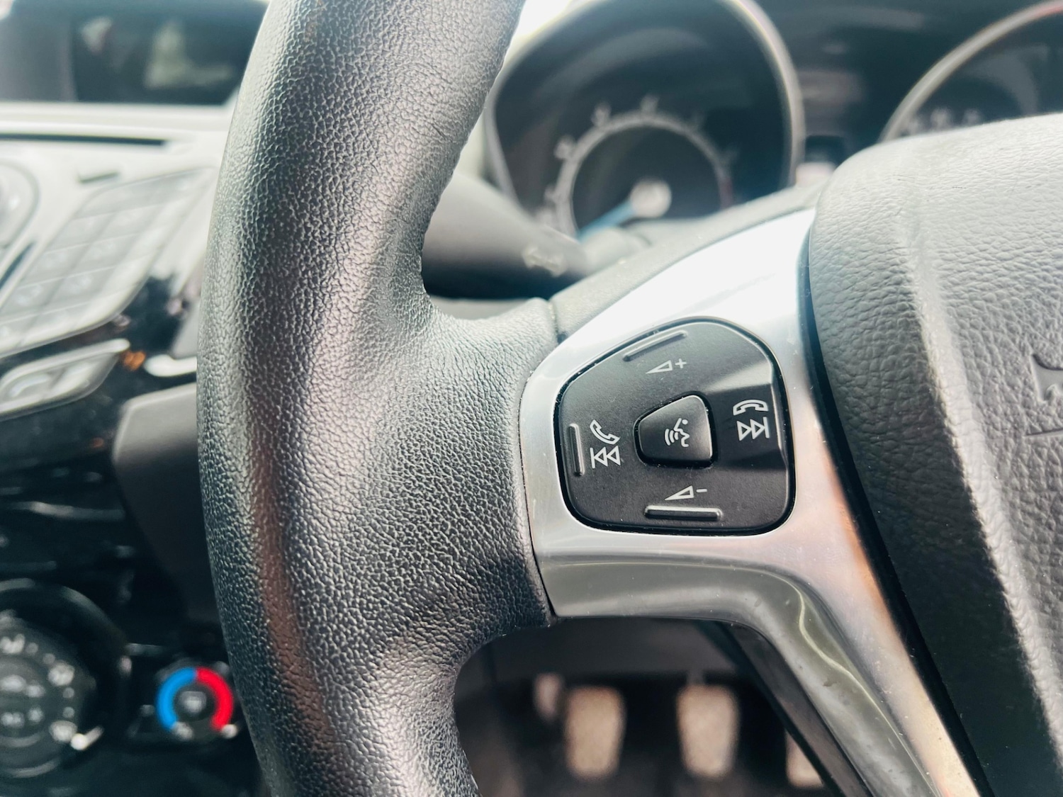 Used Ford Fiesta 2014 for sale - 77551525: Photo 37