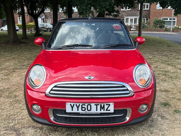Used MINI Convertible 2011 for sale - 76168077: Photo 14
