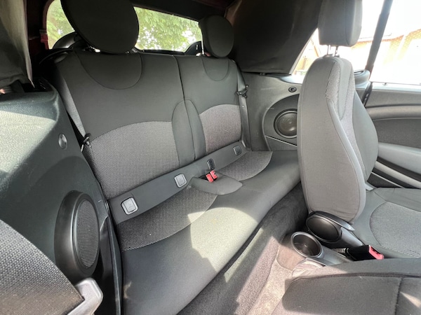 Used MINI Convertible 2011 for sale - 76168077: Photo 17