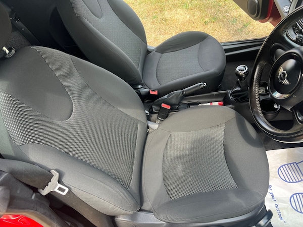 Used MINI Convertible 2011 for sale - 76168077: Photo 19