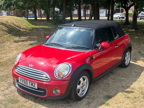 Used MINI Convertible 2011 for sale - 76168077: Photo 22