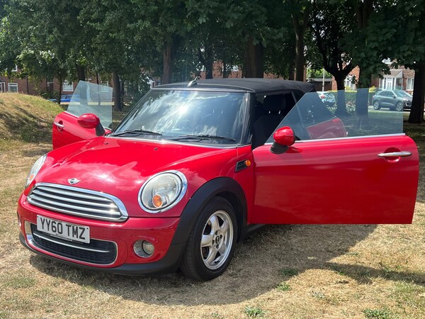 Used MINI Convertible 2011 for sale - 76168077: Photo 5
