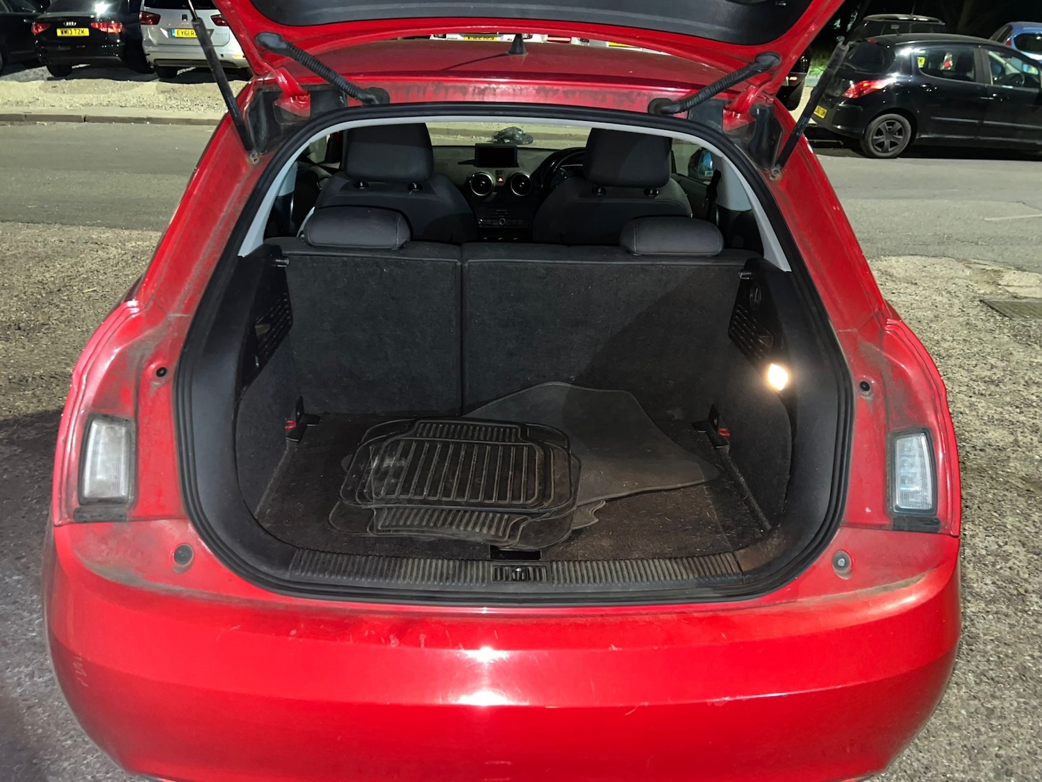 Used Audi A1 2011 for sale - 78155715: Photo 8