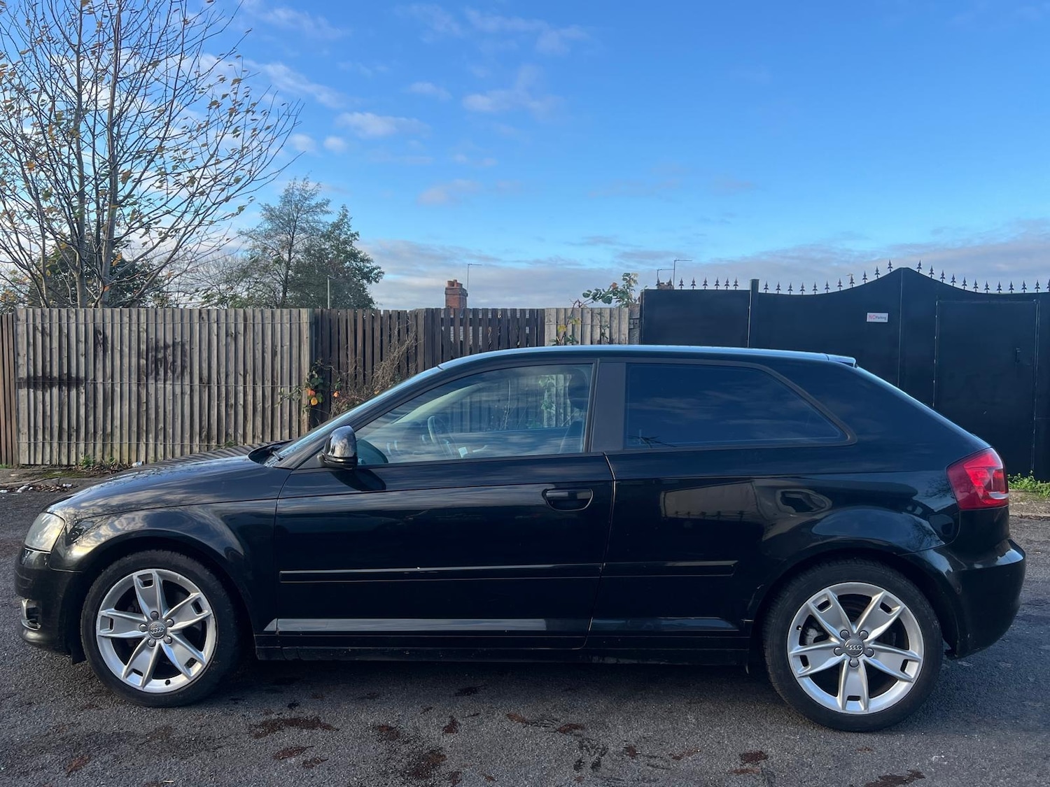 Used Audi A3 2010 for sale - 76446925: Photo 4