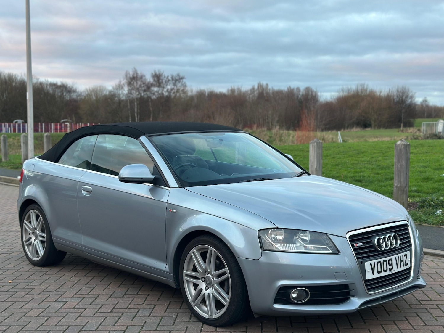 Used Audi A3 2009 for sale - 77050512: Photo 2