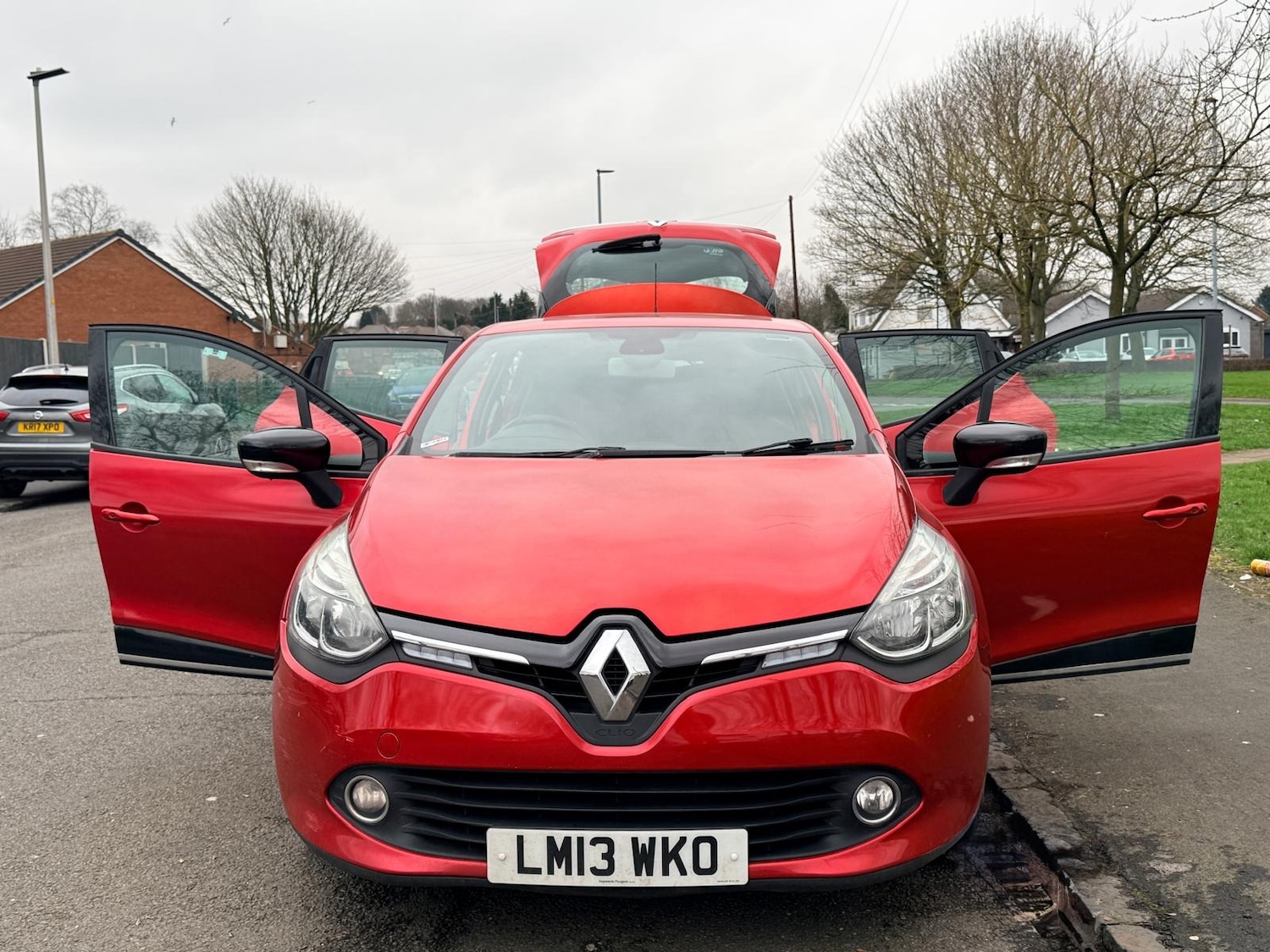 Used Renault Clio 2013 for sale - 77855598: Photo 19