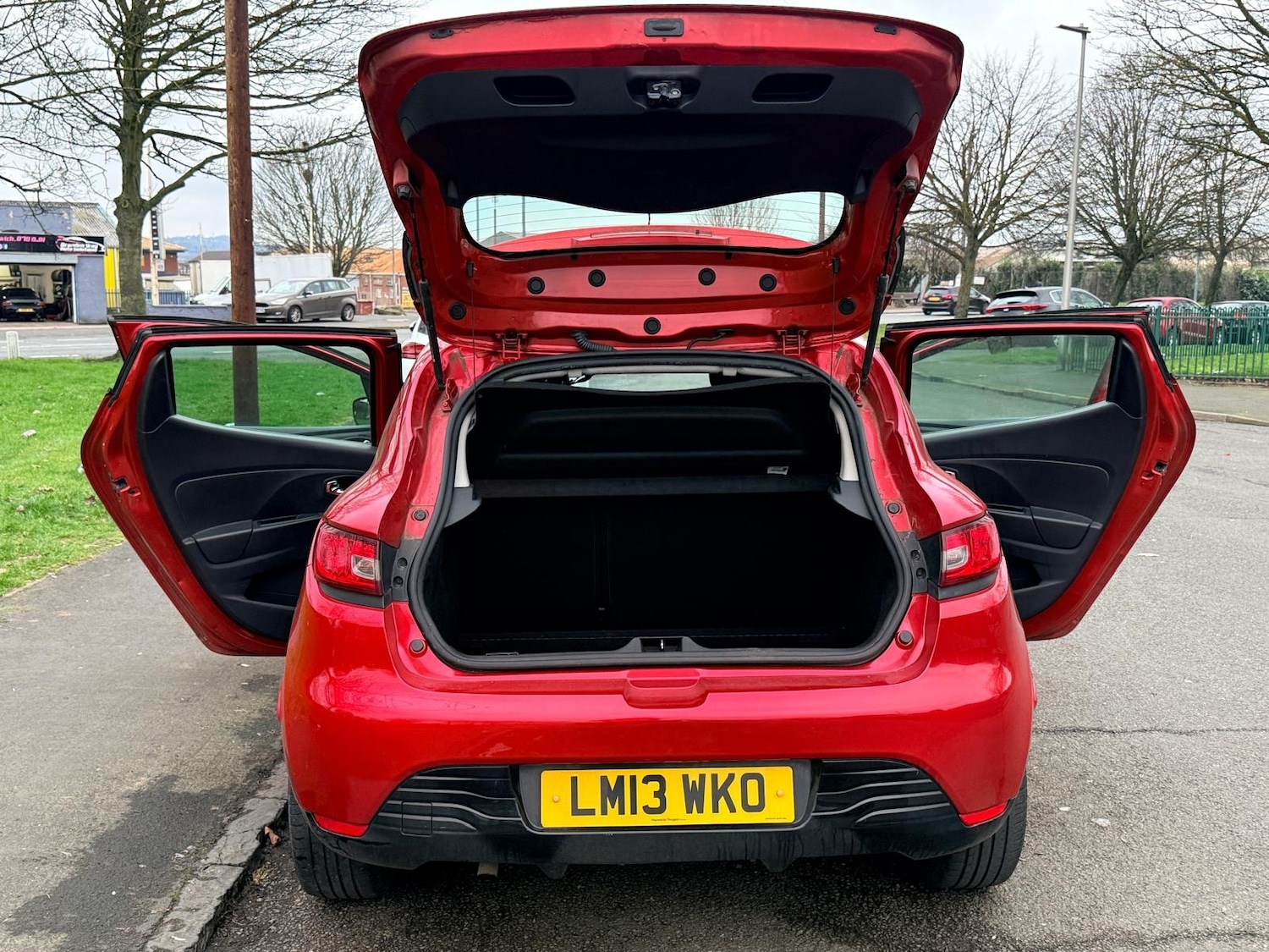 Used Renault Clio 2013 for sale - 77855598: Photo 22