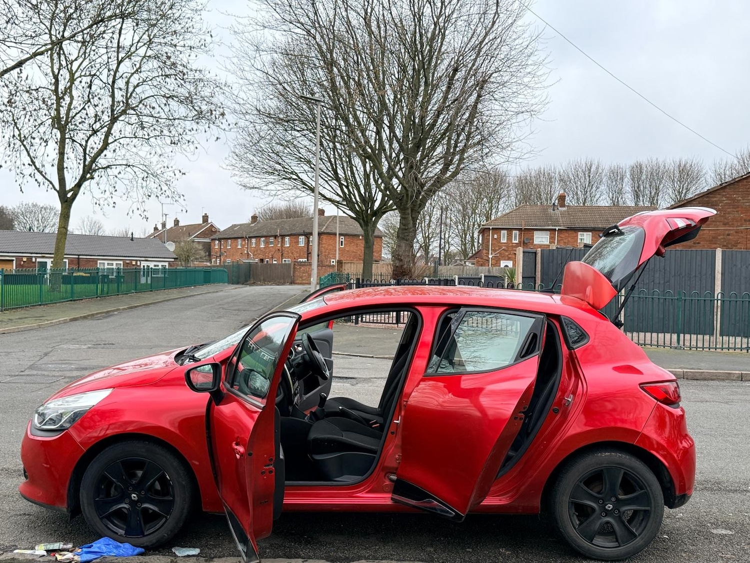 Used Renault Clio 2013 for sale - 77855598: Photo 23