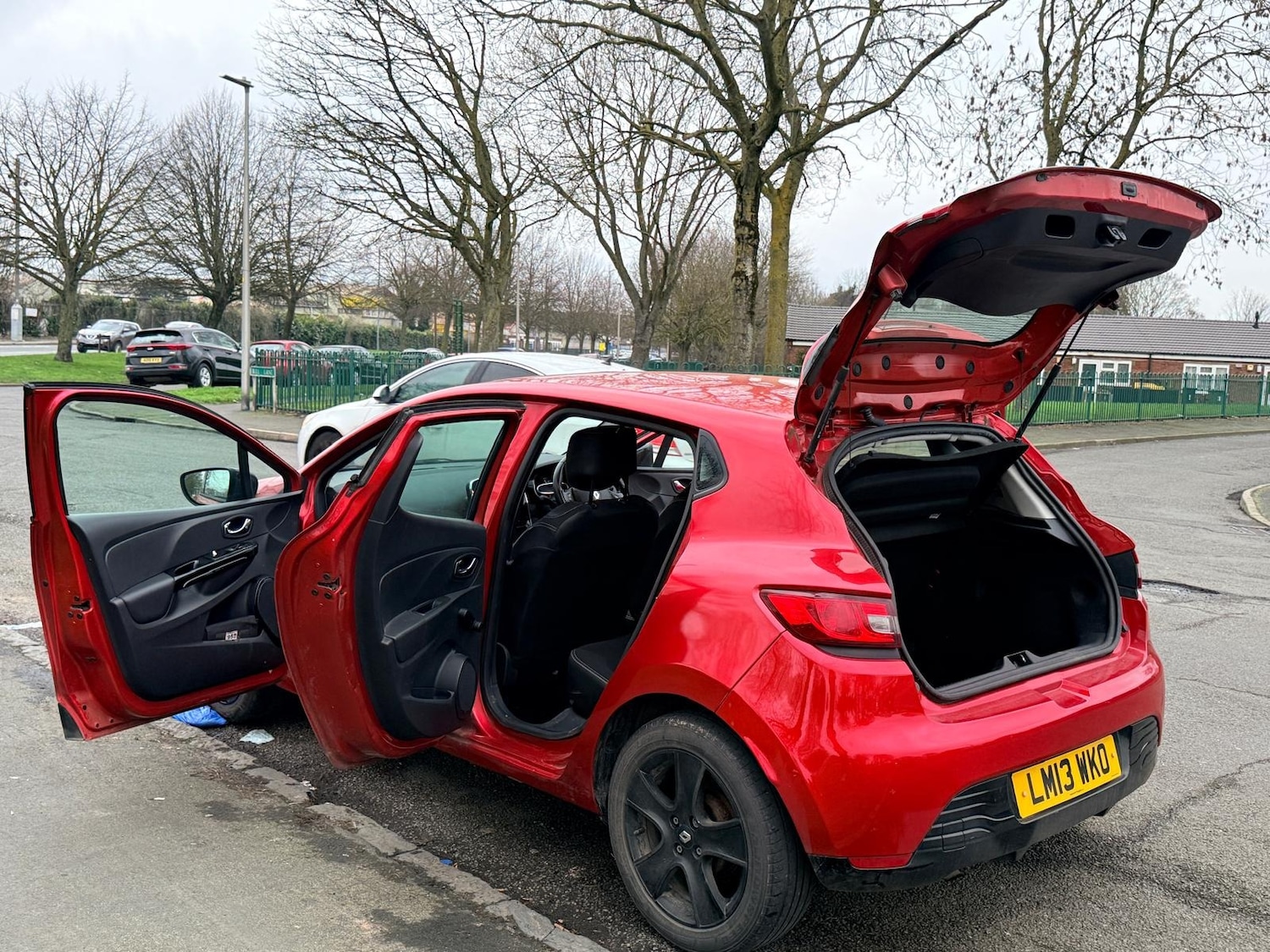 Used Renault Clio 2013 for sale - 77855598: Photo 24