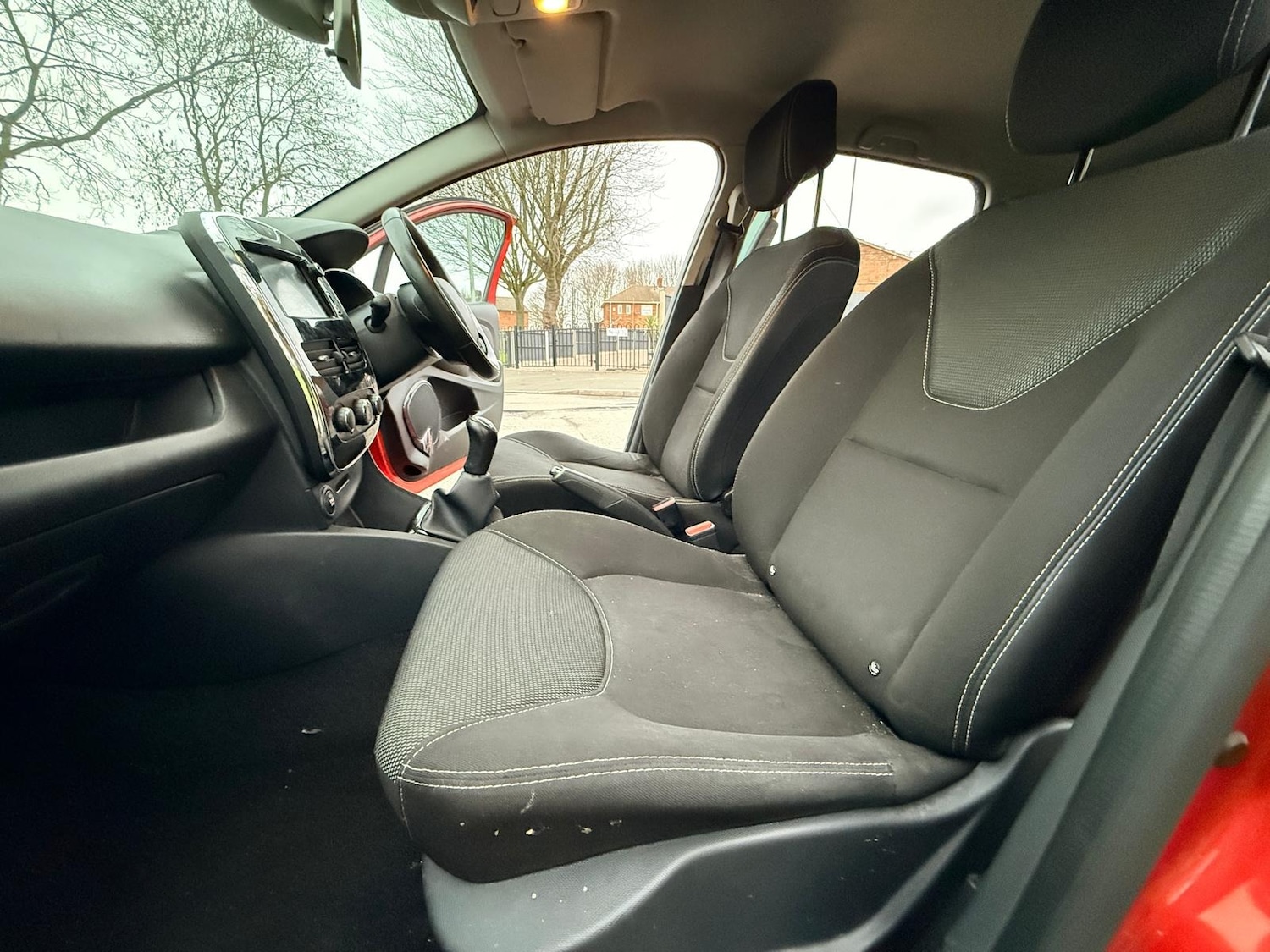 Used Renault Clio 2013 for sale - 77855598: Photo 34