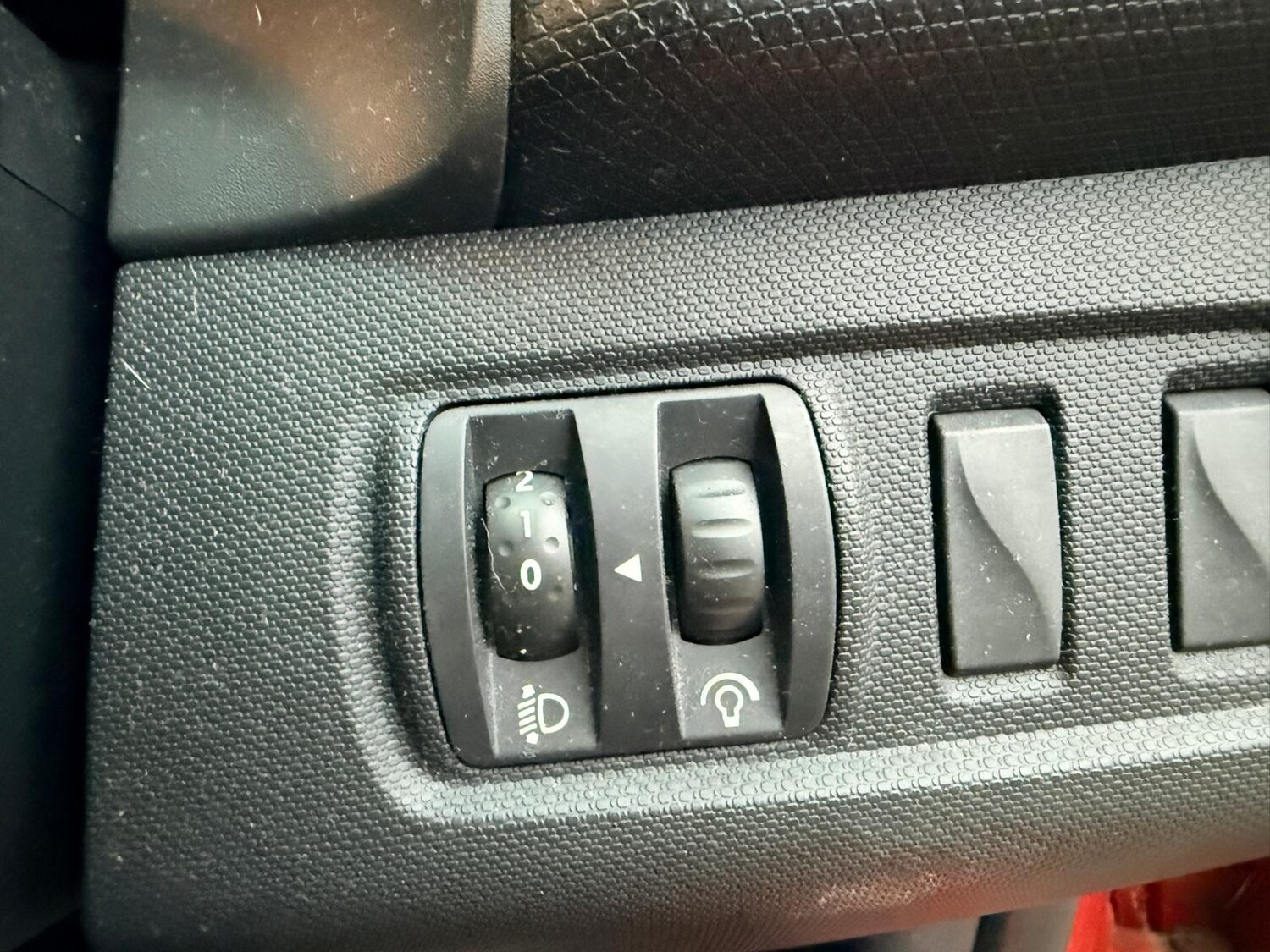 Used Renault Clio 2013 for sale - 77855598: Photo 44