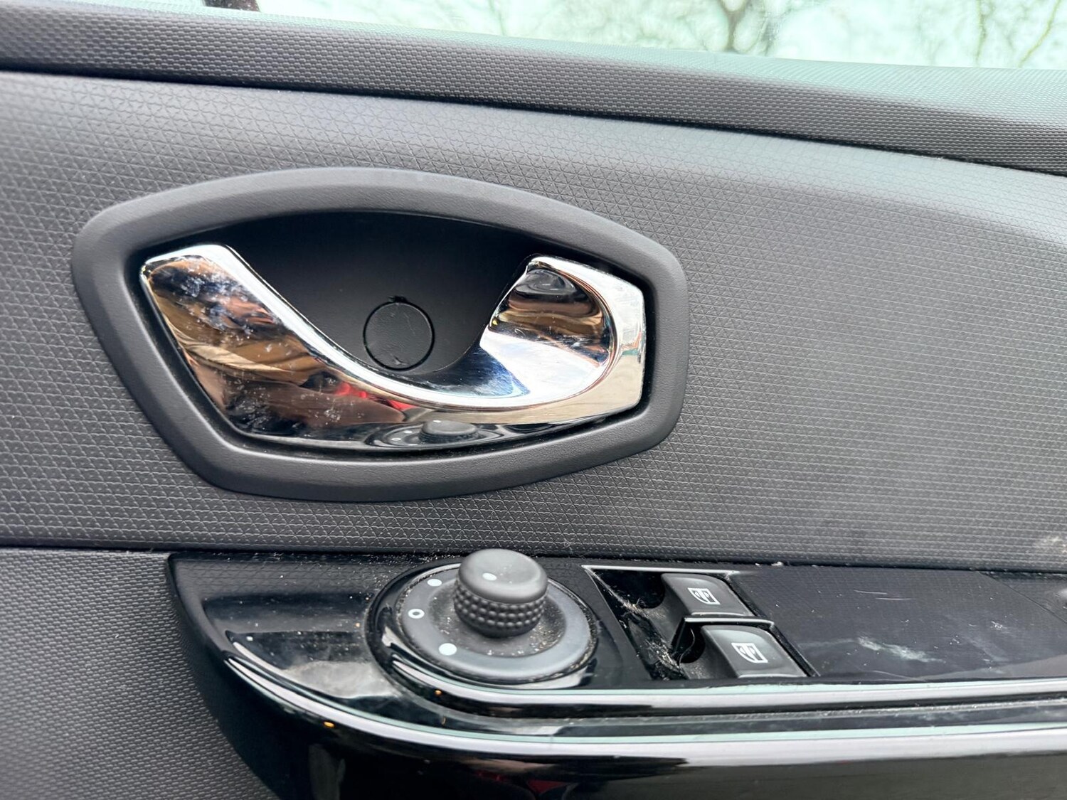 Used Renault Clio 2013 for sale - 77855598: Photo 45