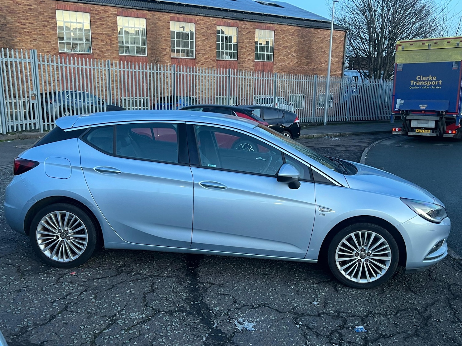 Used Vauxhall Astra 2016 for sale - 76772309: Photo 10