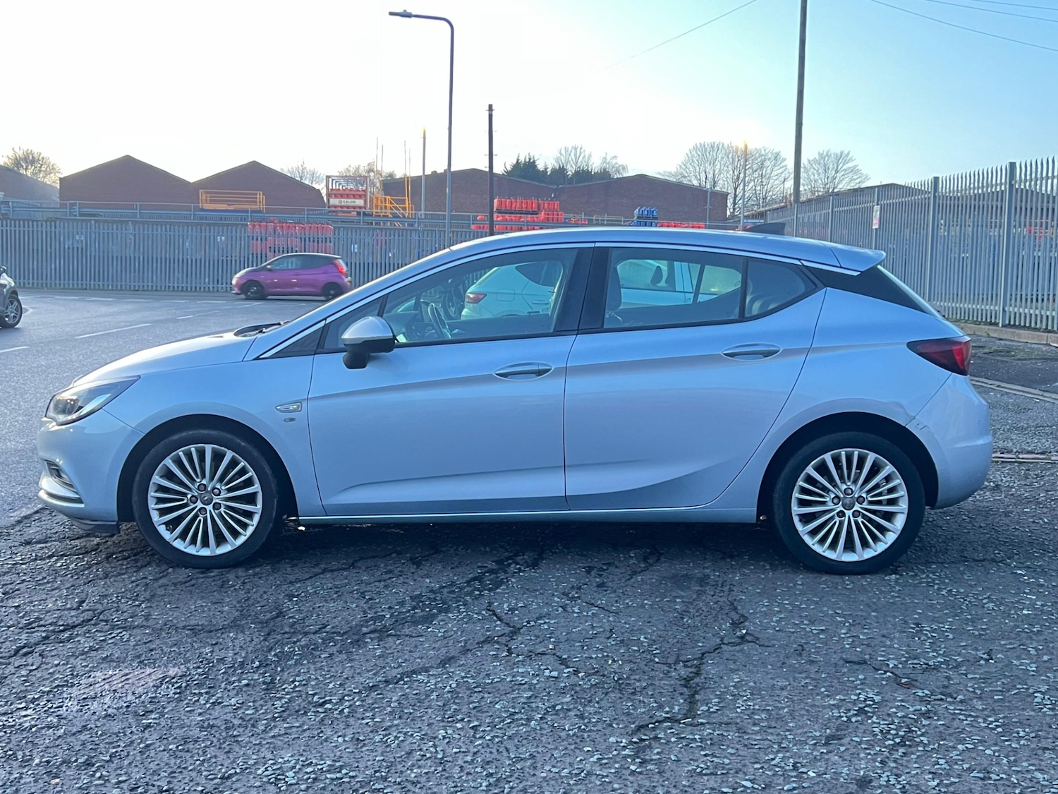 Used Vauxhall Astra 2016 for sale - 76772309: Photo 6