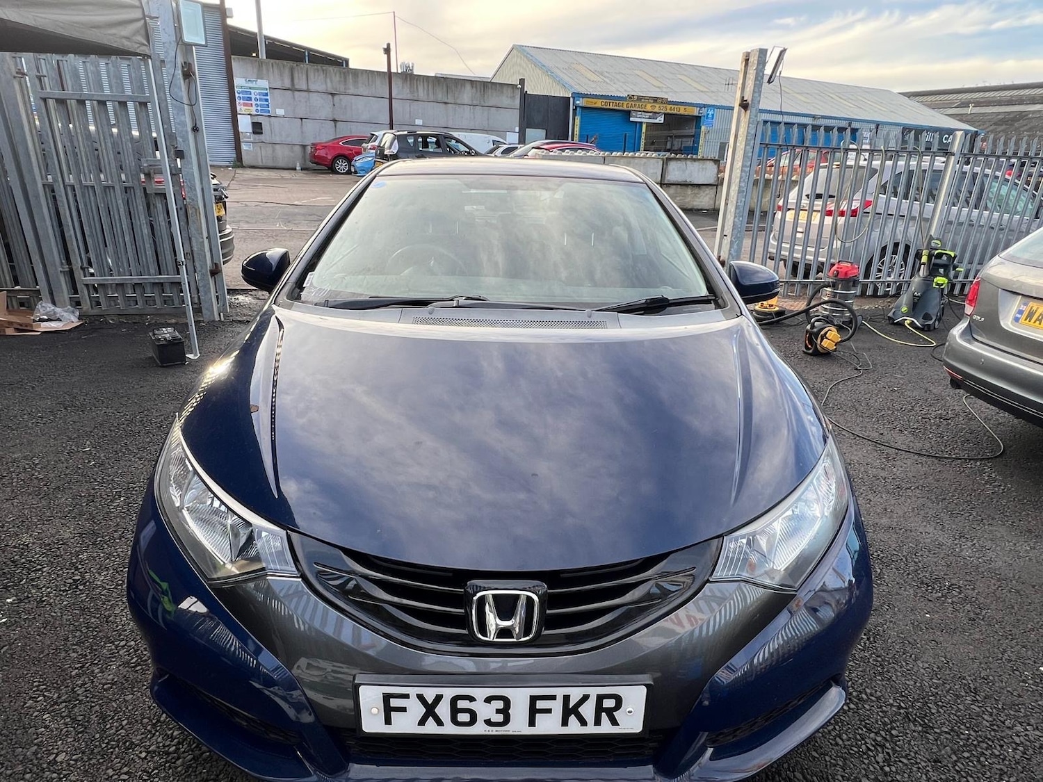 Used Honda Civic 2013 for sale - 76799614: Photo 3