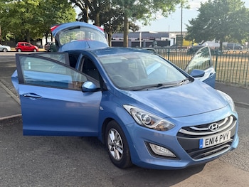 Used Hyundai i30 2014 for sale - 79349649: Photo
