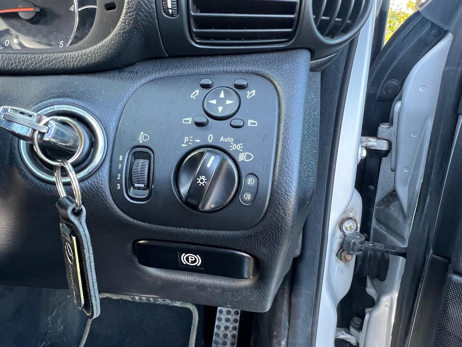 Used Mercedes-Benz CLC Class 2009 for sale - 76399387: Photo 30