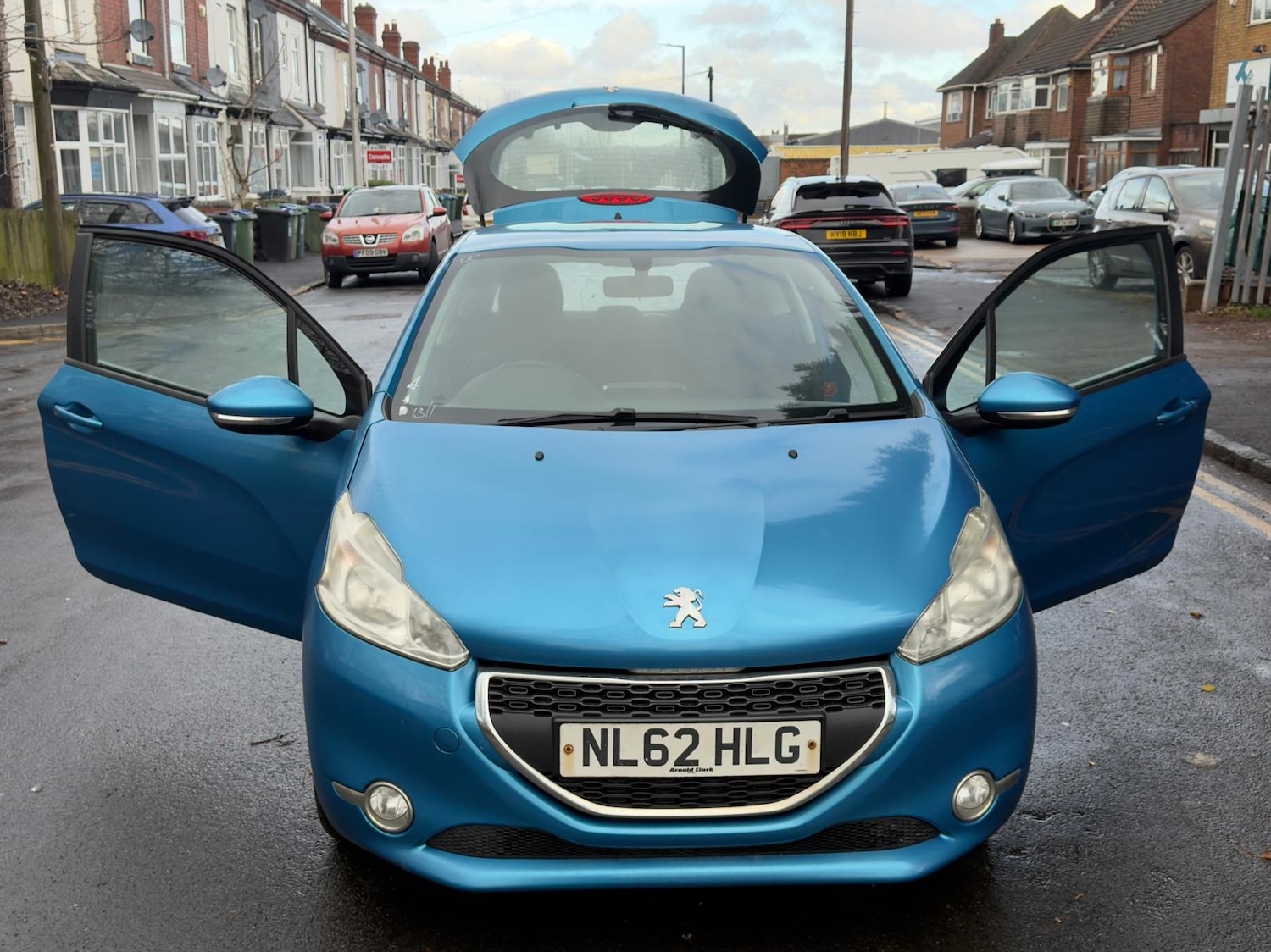 Used Peugeot 208 2012 for sale - 77254412: Photo 34