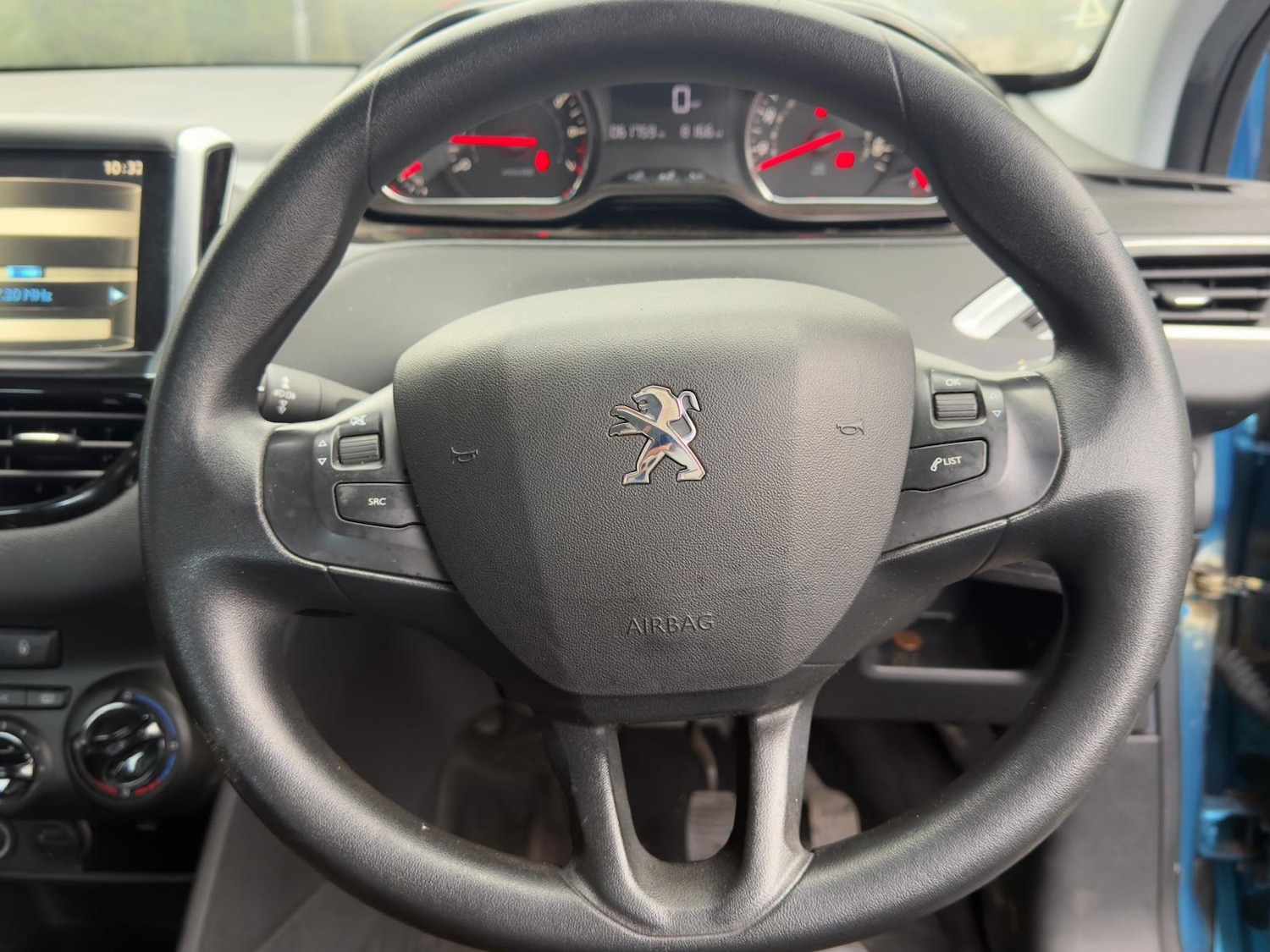 Used Peugeot 208 2012 for sale - 77254412: Photo 43