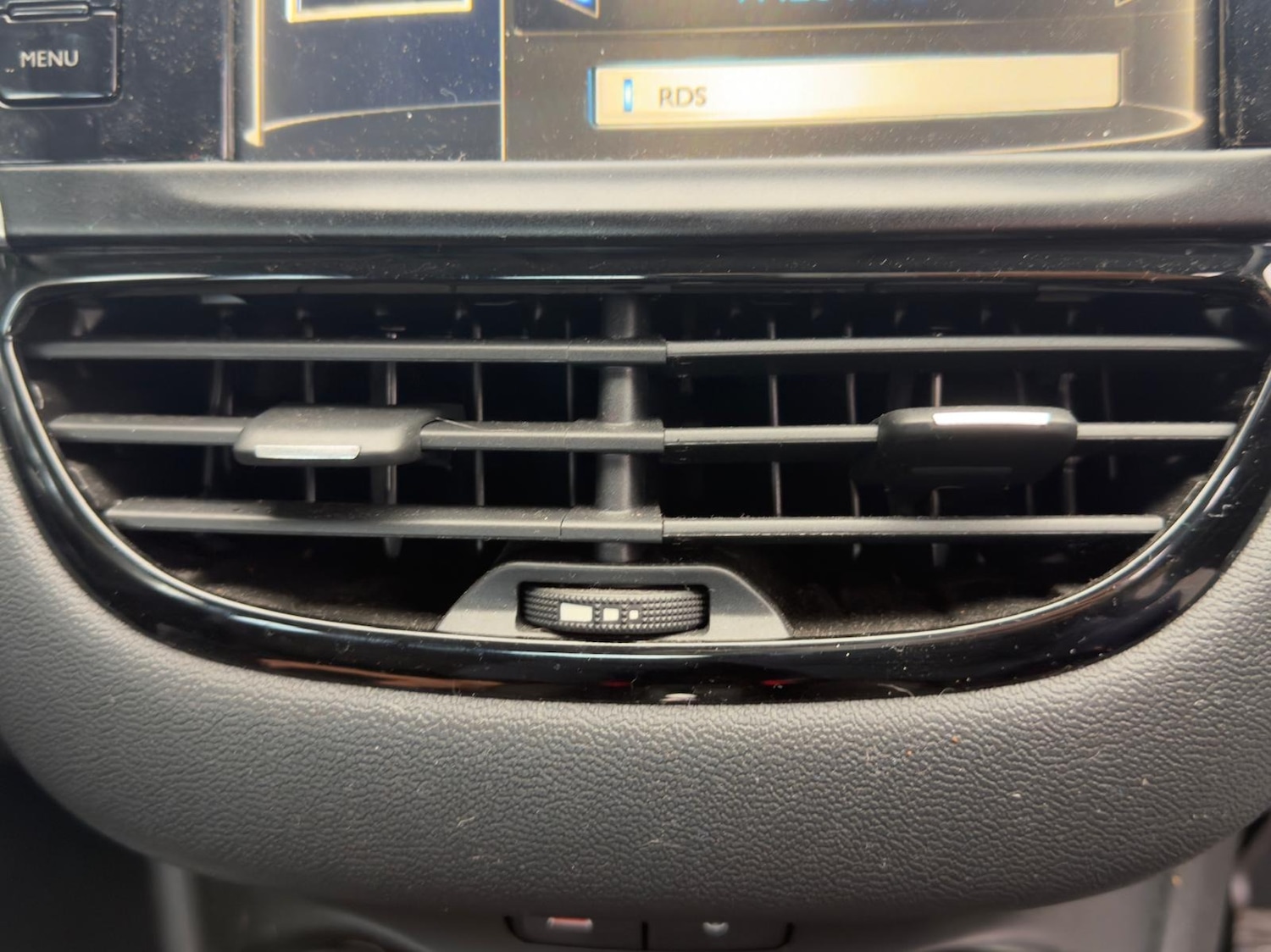 Used Peugeot 208 2012 for sale - 77254412: Photo 49