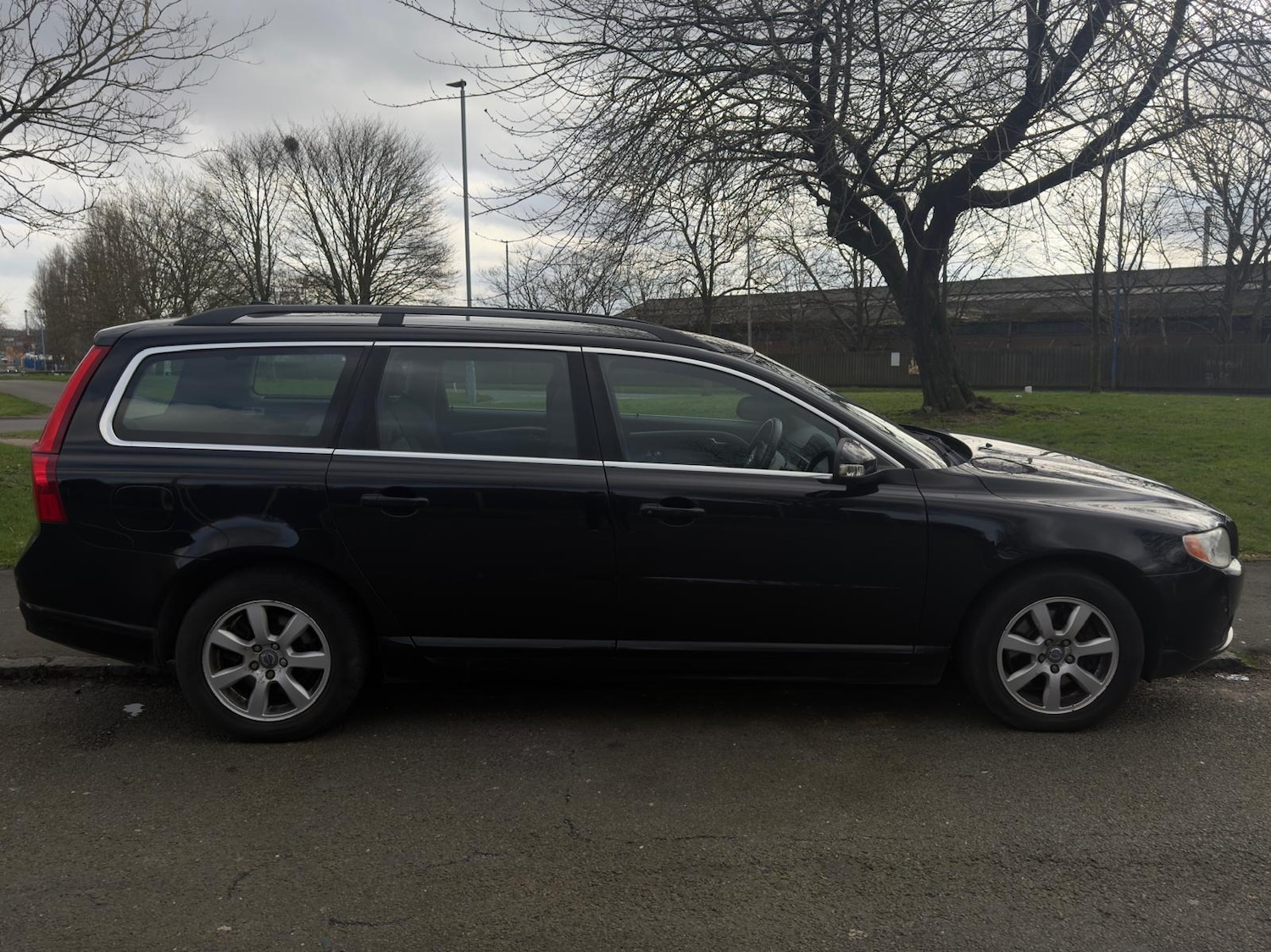 Used Volvo V70 2011 for sale - 77613769: Photo 10