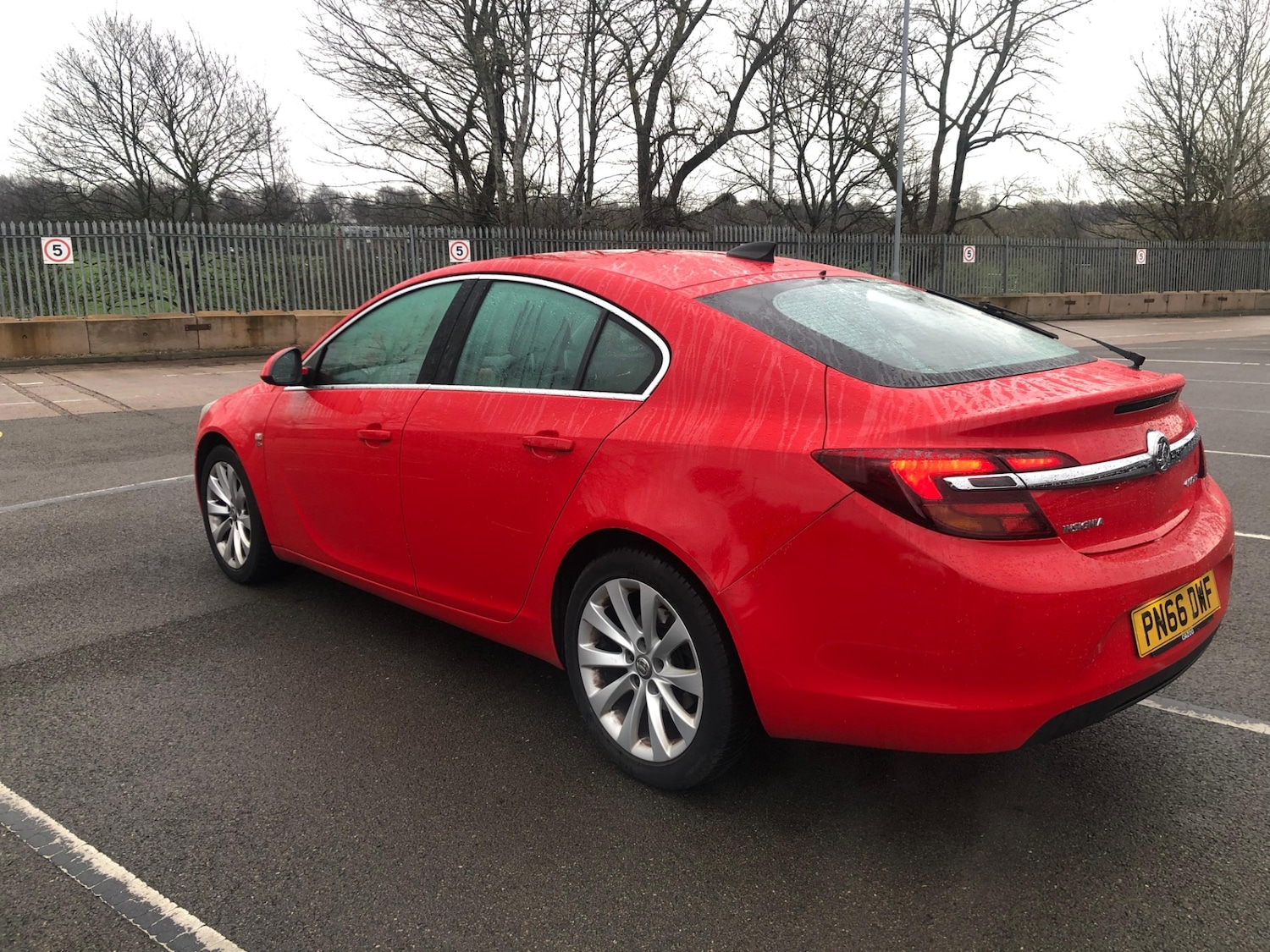Used Vauxhall Insignia 2016 for sale - 76772292: Photo 2