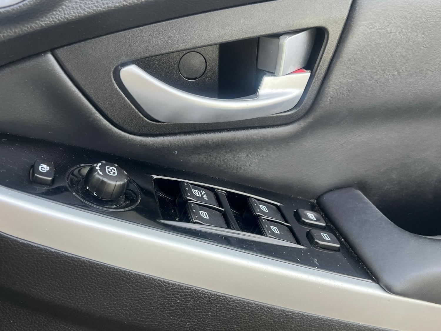 Used Ssangyong Korando 2015 for sale - 76551160: Photo 27