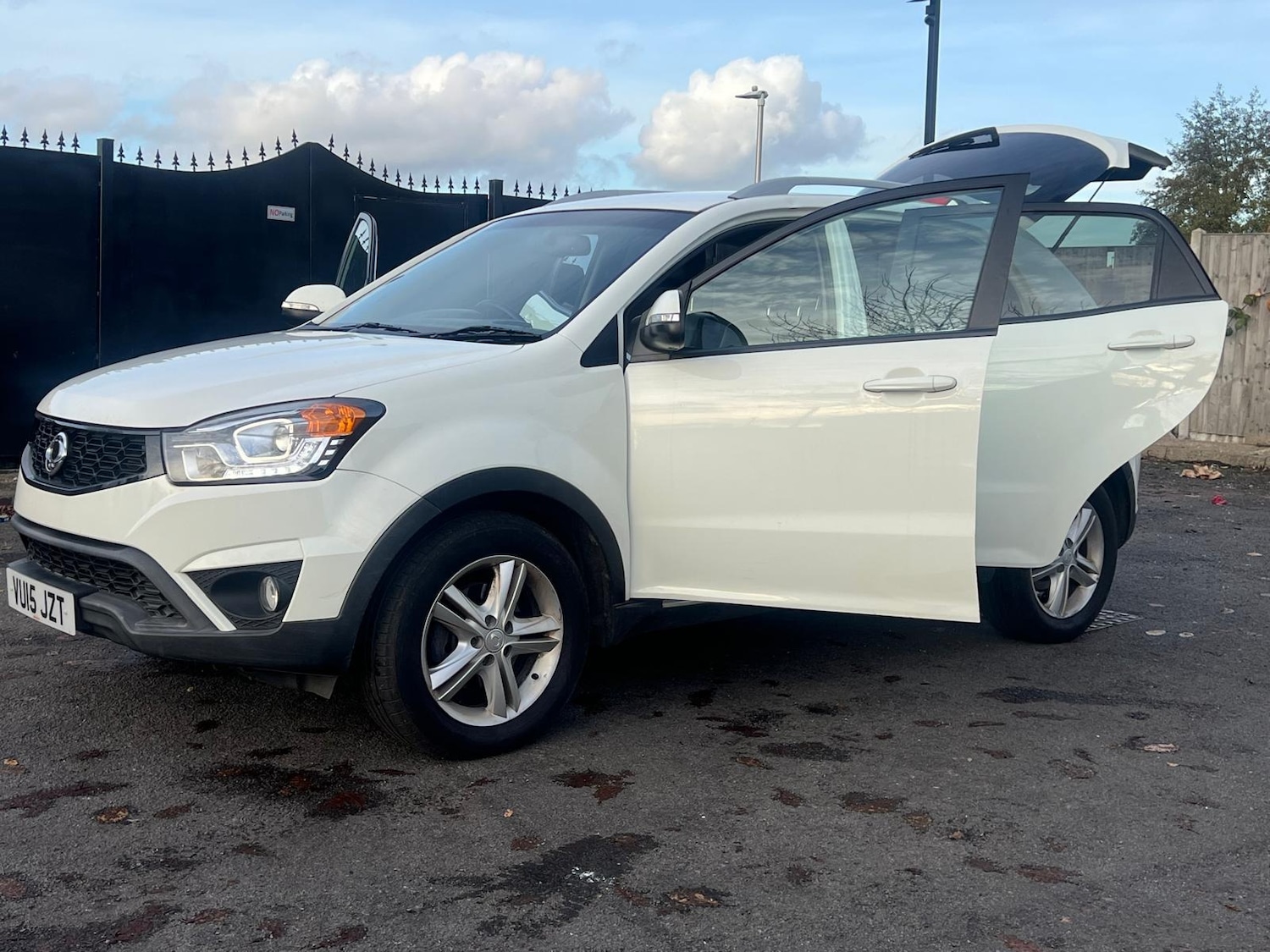 Used Ssangyong Korando 2015 for sale - 76551160: Photo 35