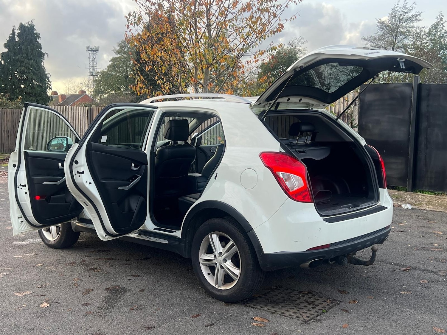Used Ssangyong Korando 2015 for sale - 76551160: Photo 37
