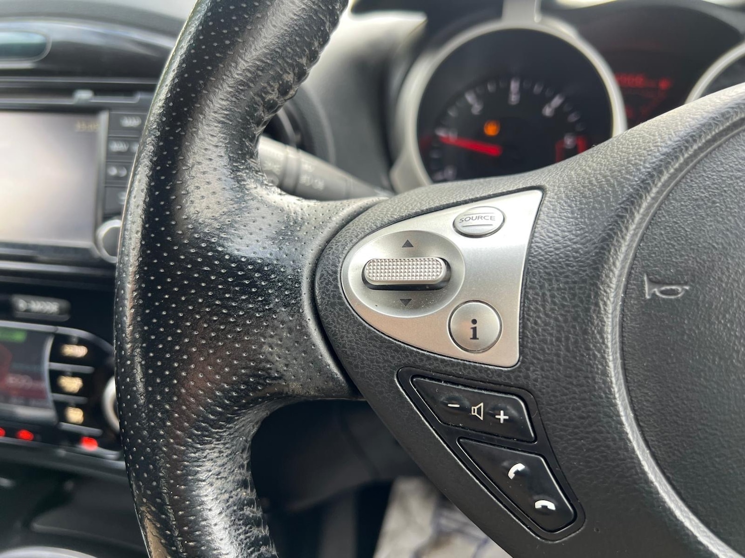 Used Nissan Juke 2016 for sale - 76397816: Photo 17