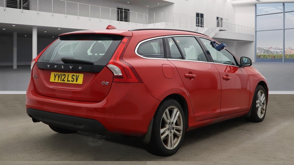 Used Volvo V60 2012 for sale - 76446409: Photo 4