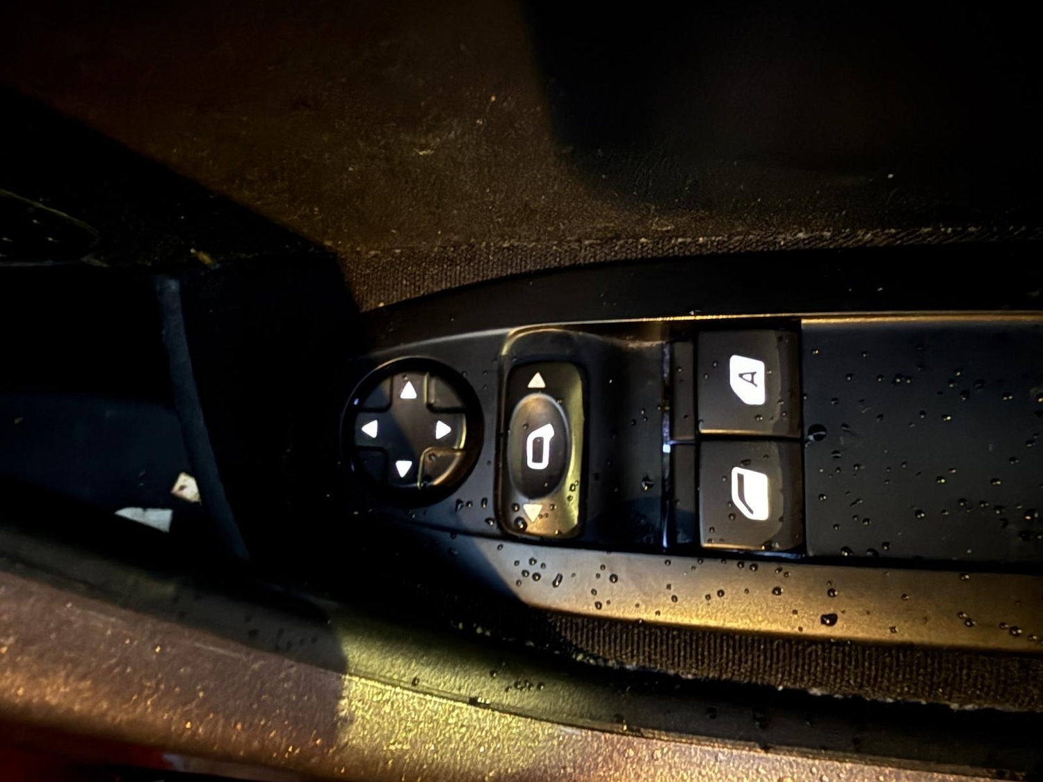 Used Peugeot 2008 2015 for sale - 76802498: Photo 18