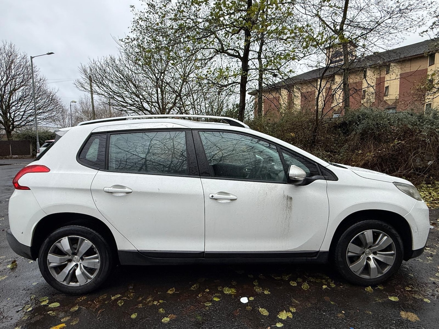 Used Peugeot 2008 2015 for sale - 76802498: Photo 8