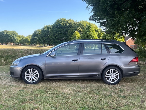 Used Volkswagen Golf 2010 for sale - 76180068: Photo 11