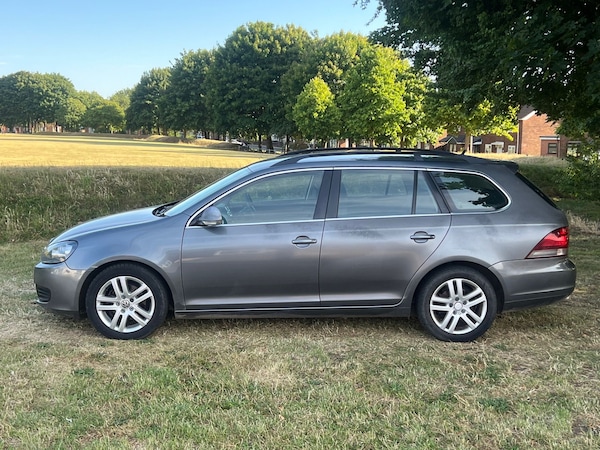 Used Volkswagen Golf 2010 for sale - 76180068: Photo 12