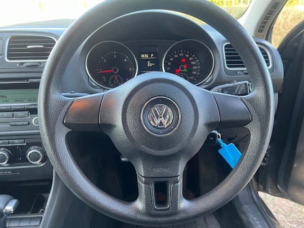 Used Volkswagen Golf 2010 for sale - 76180068: Photo 18